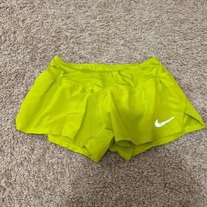 2.5 inseam Nike short